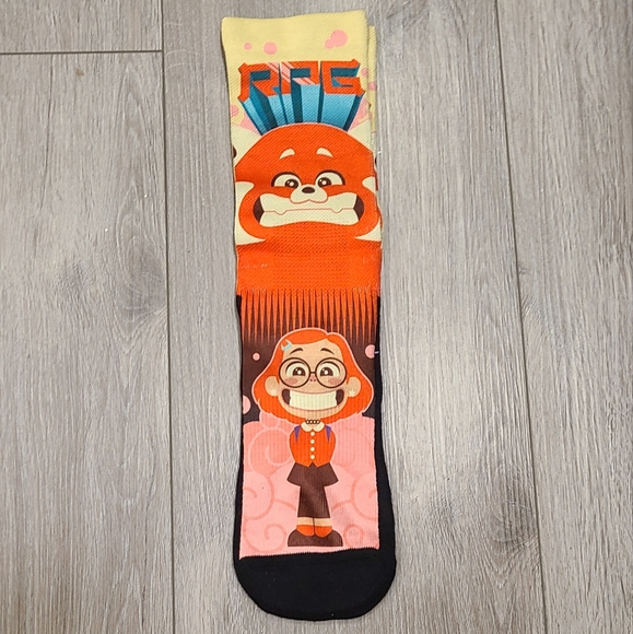 Disney Pixar Turning Red panda long socks - Picture 4 of 7